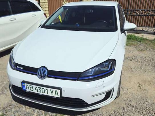 Volkswagen E-golf 2016р. у розстрочку