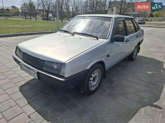 Ваз 21099
                           2002г. в рассрочку