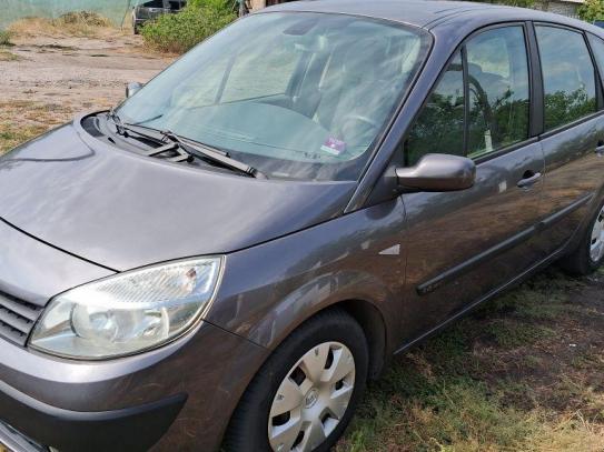 Renault Scenic ii
                       2003г. в рассрочку