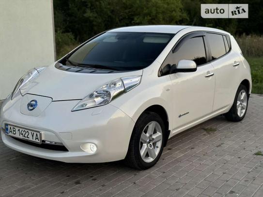 Nissan Leaf 2014г. в рассрочку