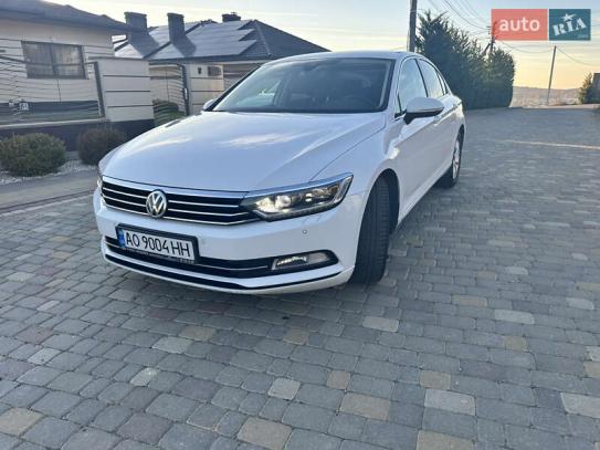 Volkswagen Passat 2017р. у розстрочку