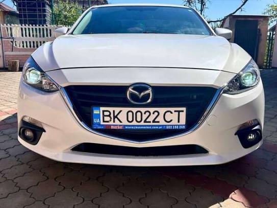 Mazda 3                               2015г. в рассрочку