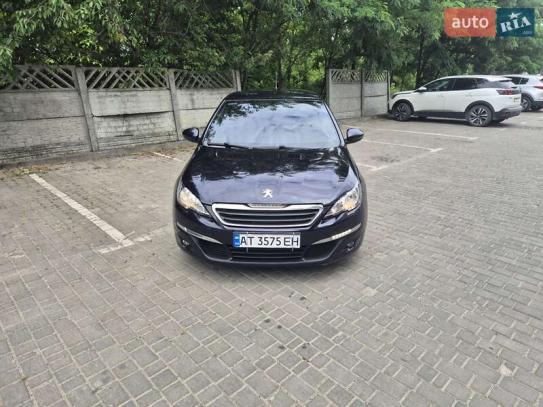 Peugeot 308                             2015г. в рассрочку