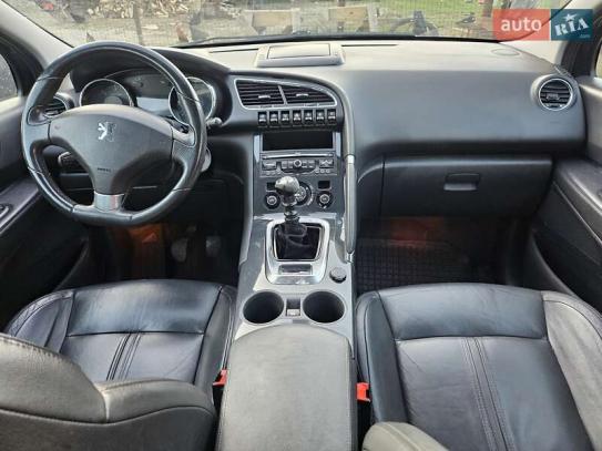 Peugeot 3008
                            2012г. в рассрочку