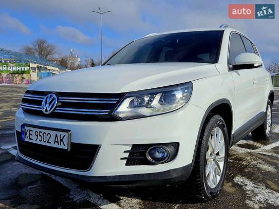 Volkswagen Tiguan
                          2014г. в рассрочку