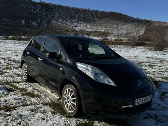 Nissan Leaf 2013г. в рассрочку