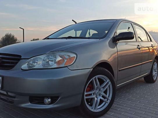 Toyota Corolla 2003р. у розстрочку