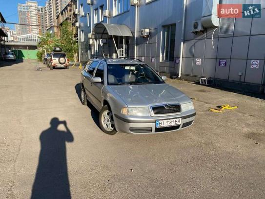 Skoda Octavia                         2001г. в рассрочку
