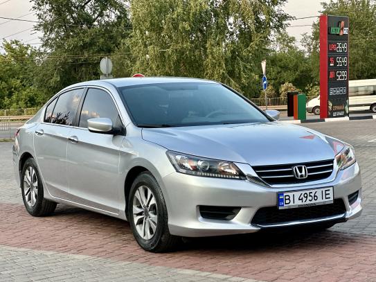 Honda Accord                          2014г. в рассрочку