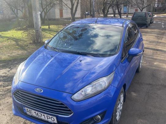 Ford Fiesta                          2012г. в рассрочку