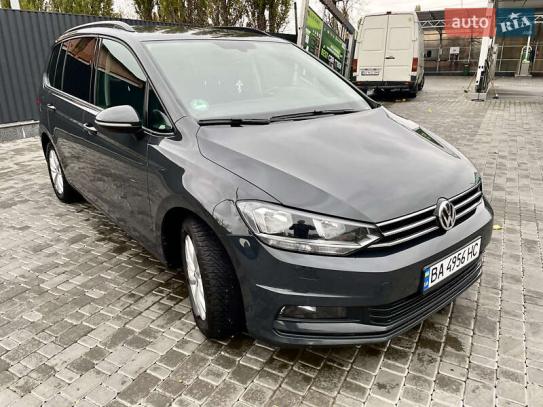 Volkswagen Touran
                          2018г. в рассрочку