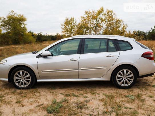 Renault Laguna 2010р. у розстрочку