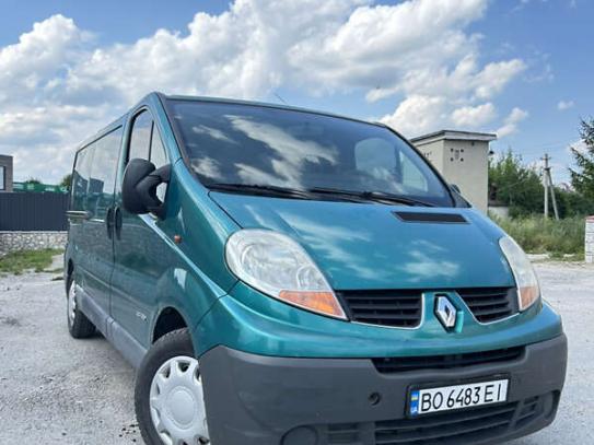 Renault Trafic                          2006г. в рассрочку