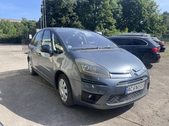 Citroen C4 picasso 2007г. в рассрочку