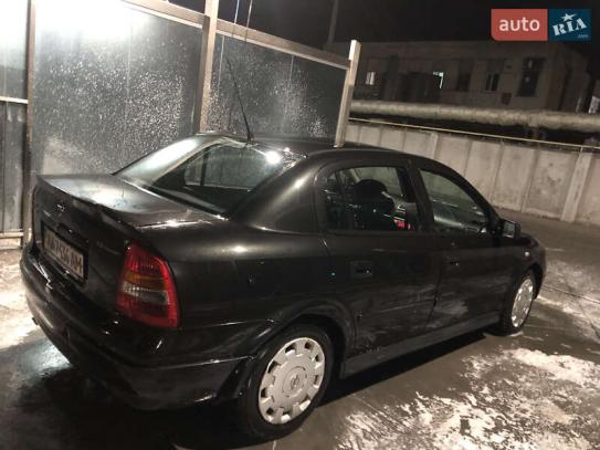 Opel Astra                           2006г. в рассрочку