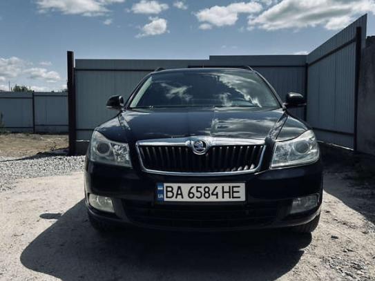 Skoda Octavia                         2012г. в рассрочку