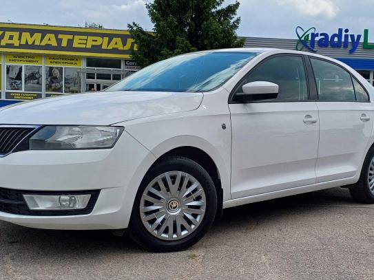 Skoda Rapid                           2013г. в рассрочку