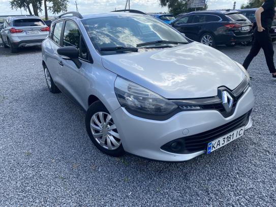 Renault Clio
                            2015г. в рассрочку