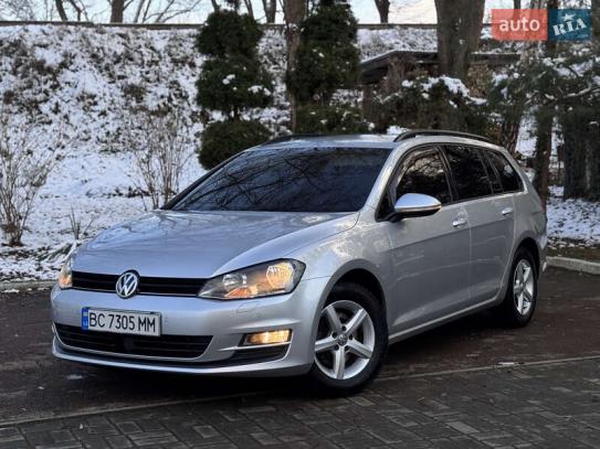 Volkswagen Golf 2015г. в рассрочку