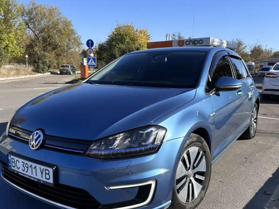 Volkswagen E-golf 2016г. в рассрочку