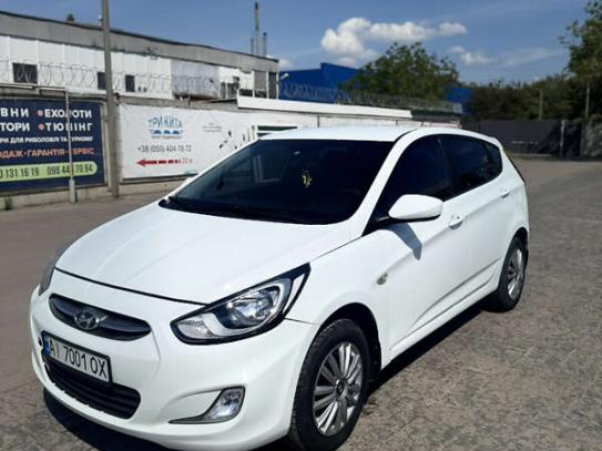 Hyundai Accent                          2012г. в рассрочку