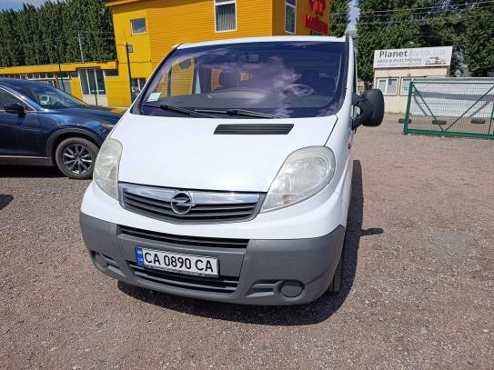 Opel Vivaro                          2011г. в рассрочку