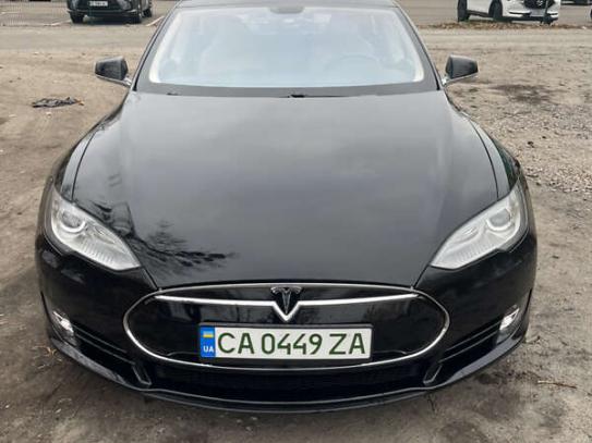 Tesla Model s 2013р. у розстрочку