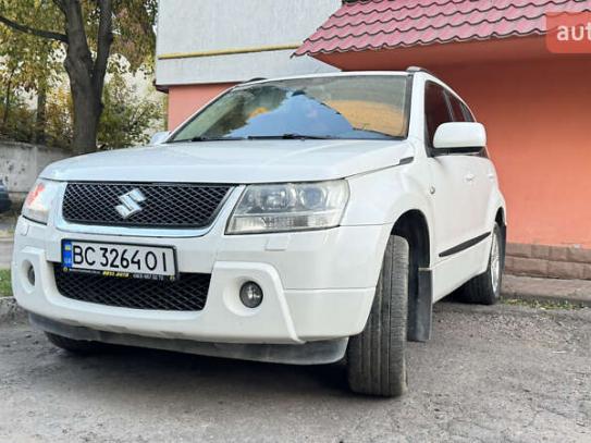 Suzuki Grand vitara 2007г. в рассрочку