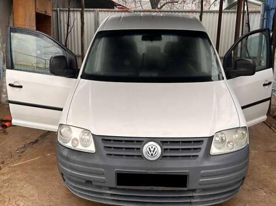 Volkswagen Caddy                           2004г. в рассрочку