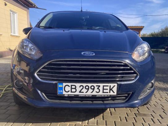 Ford Fiesta 2015г. в рассрочку