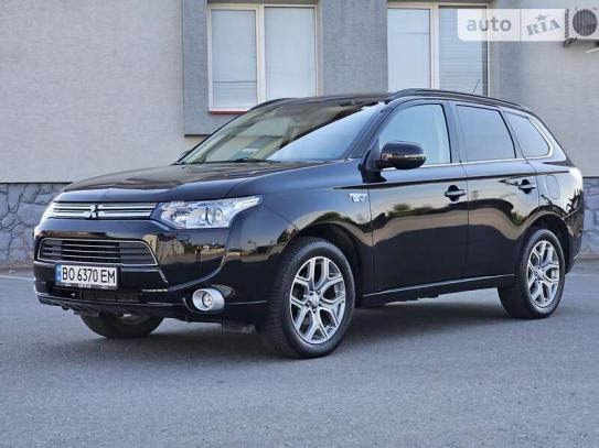 Mitsubishi Outlander 2014р. у розстрочку