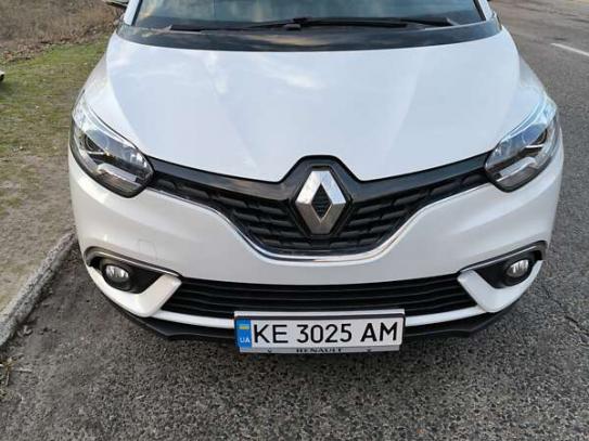 Renault Scenic
                          2018г. в рассрочку