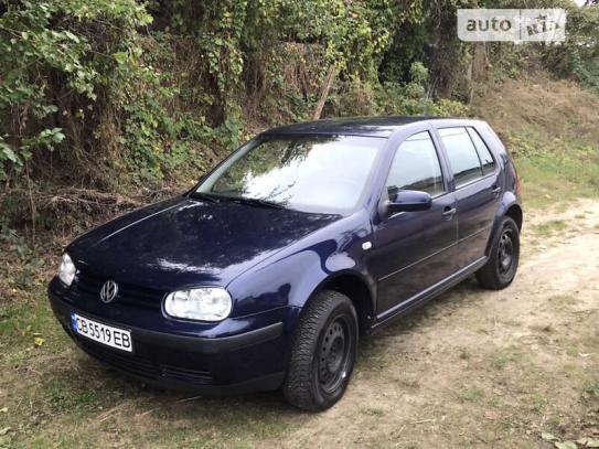 Volkswagen Golf 2001г. в рассрочку