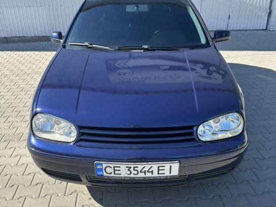Volkswagen Golf                            2003г. в рассрочку