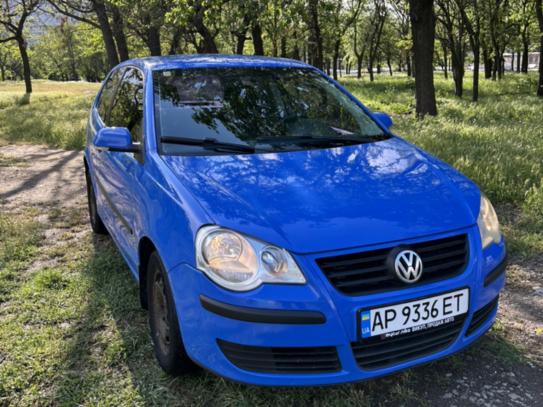 Volkswagen Polo
                            2005г. в рассрочку