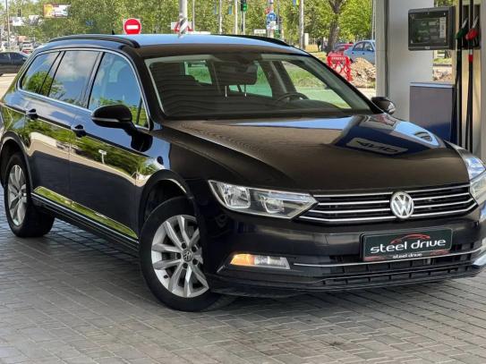 Volkswagen Passat
                          2015г. в рассрочку