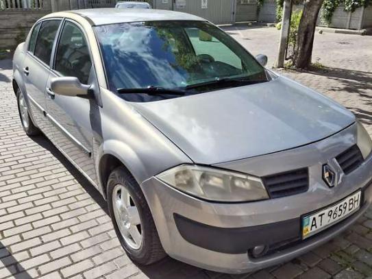 Renault Megane                          2004г. в рассрочку