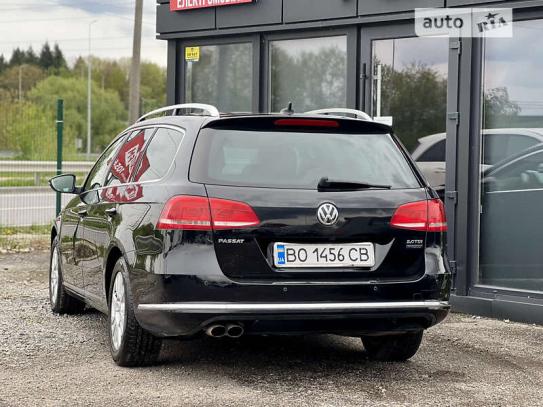 Volkswagen Passat 2012р. у розстрочку