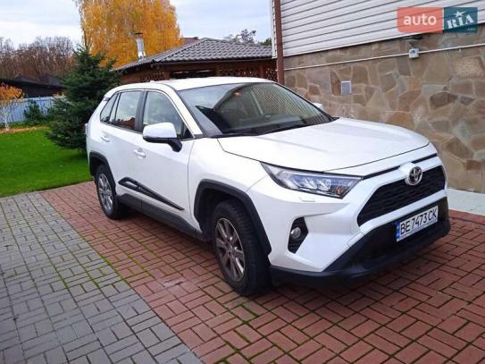 Toyota Rav4
                            2019г. в рассрочку