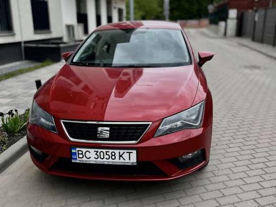 Seat Leon                            2017г. в рассрочку