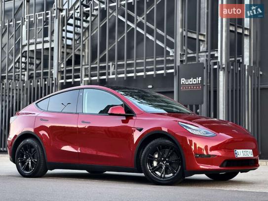 Tesla Model y 2021р. у розстрочку