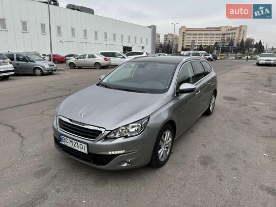 Peugeot 308
                             2015г. в рассрочку