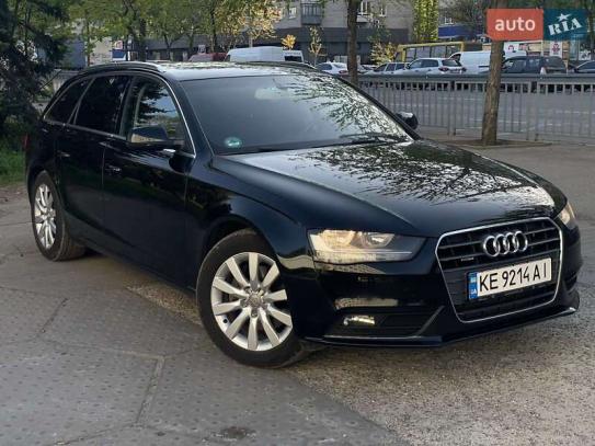 Audi A4                              2013г. в рассрочку