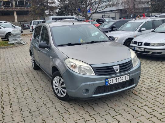 Dacia Sandero 2010р. у розстрочку