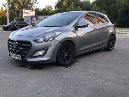 Hyundai I30                             2012г. в рассрочку