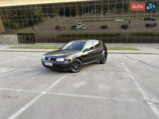 Volkswagen Golf
                            2003г. в рассрочку