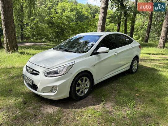 Hyundai Accent
                          2013г. в рассрочку