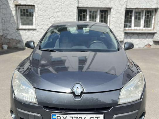 Renault Megane                          2010г. в рассрочку