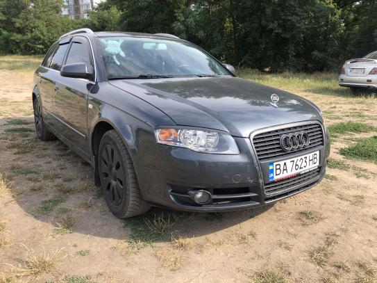 Audi A4 2006г. в рассрочку