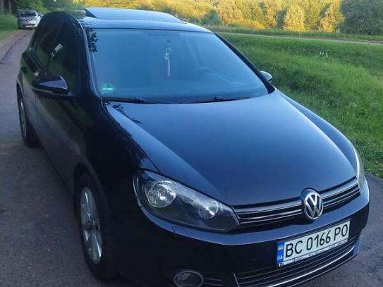 Volkswagen Golf
                            2009г. в рассрочку